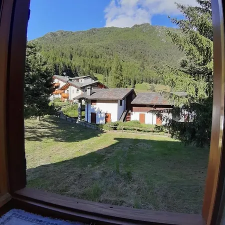Panoramico Orso Bianco アパート シャンポルク